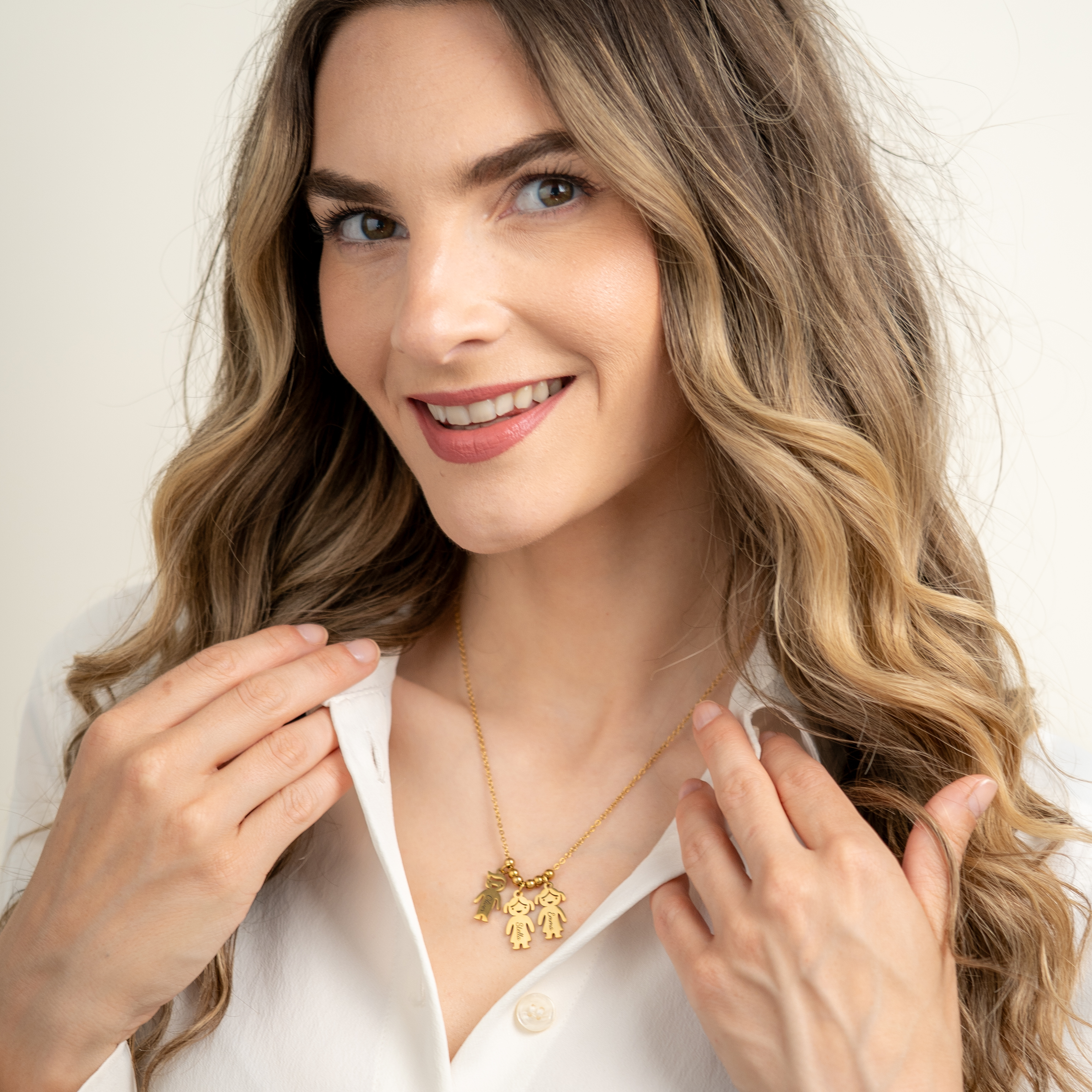 Women’s Necklaces